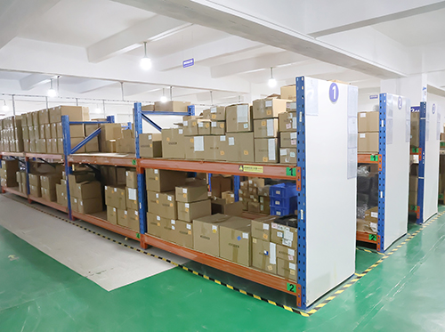 先進(jìn)的生產(chǎn)設(shè)備